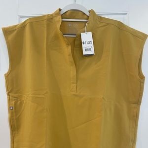 Figs Gold Yola pants & Rafaela Top M & L